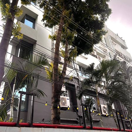 Hotel Mayfair Tower Calcuta Exterior foto
