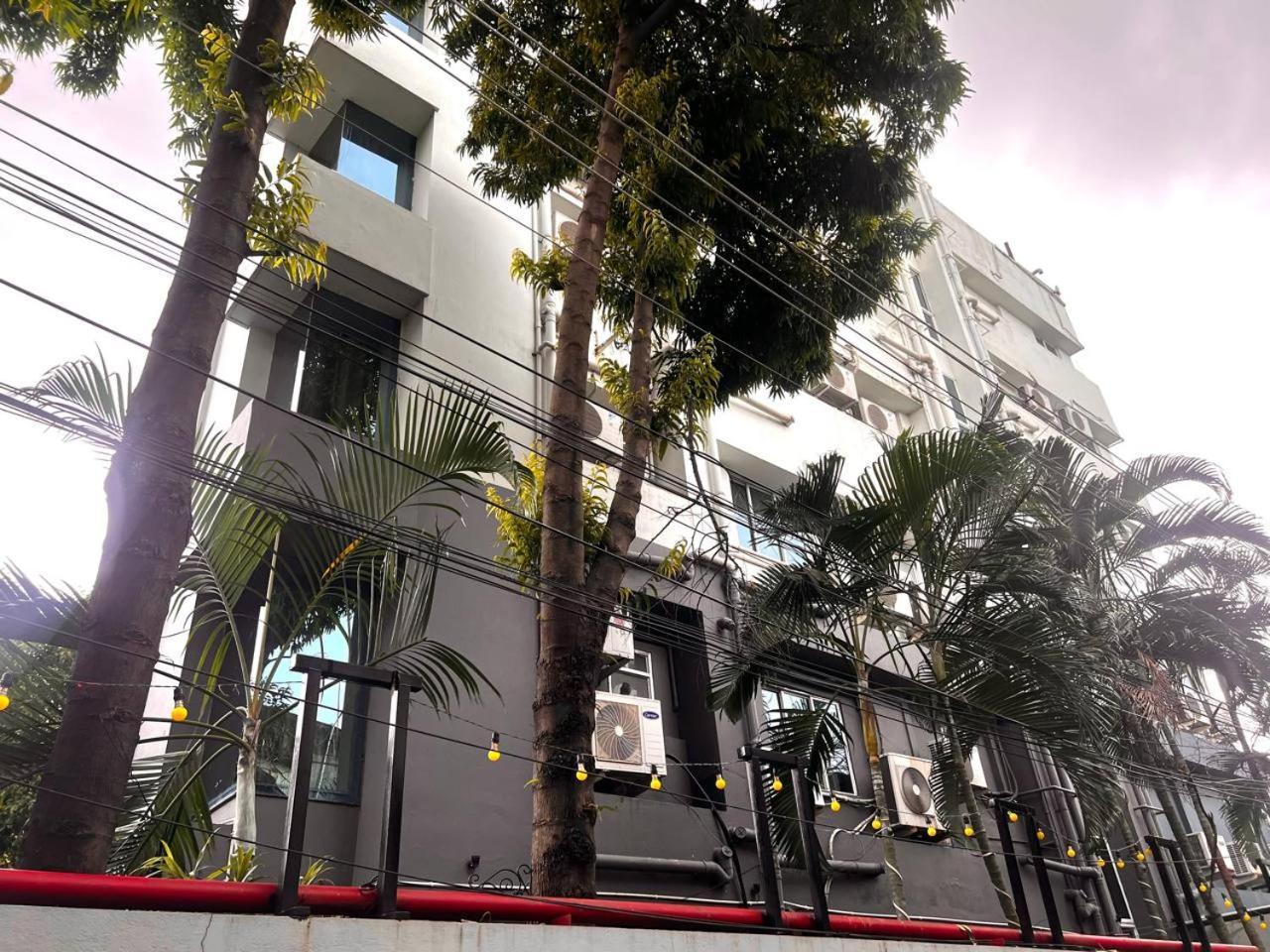 Hotel Mayfair Tower Calcuta Exterior foto